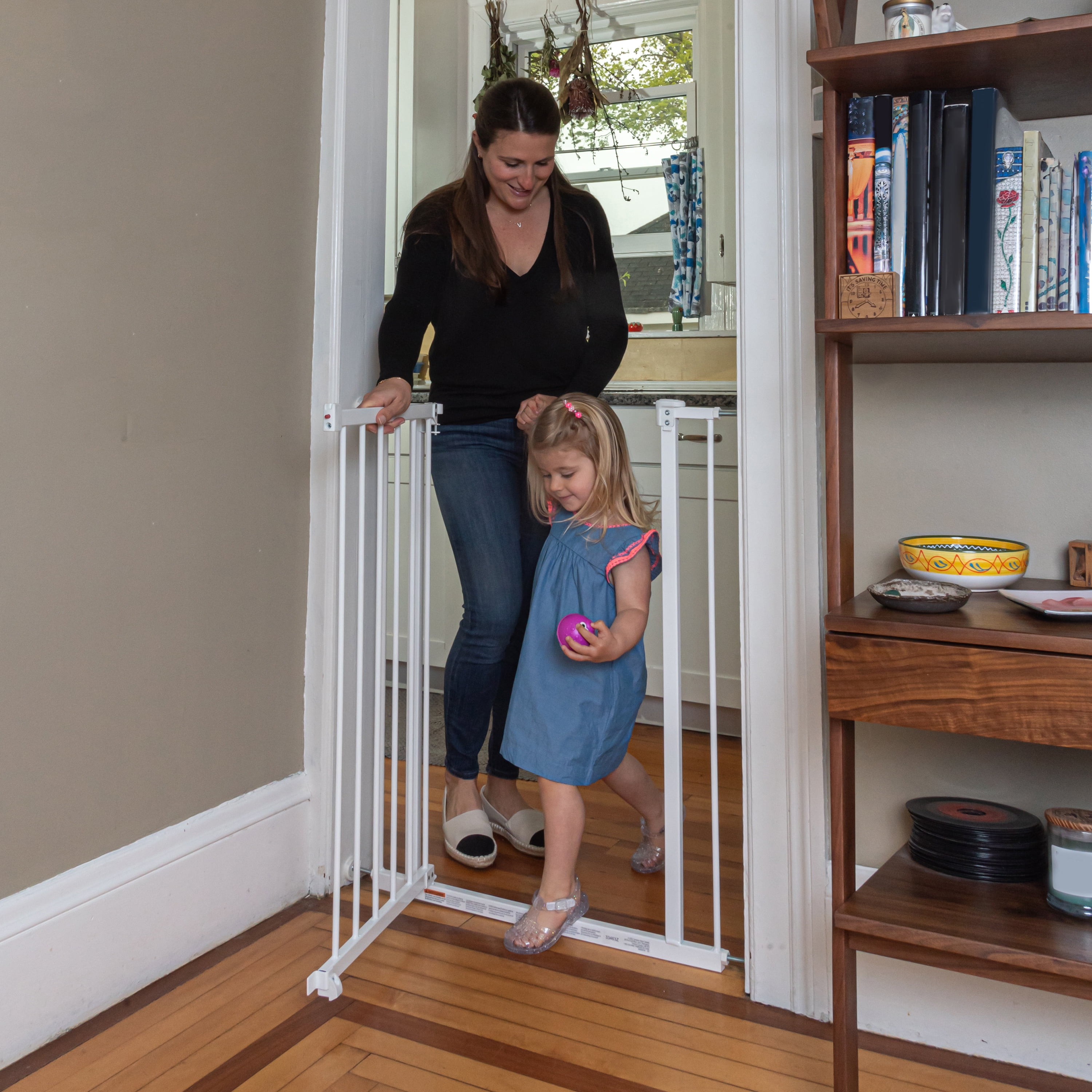 Ingenuity Ozzy & Kazoo Extra Tall Walk -Through Safety Gate (White)