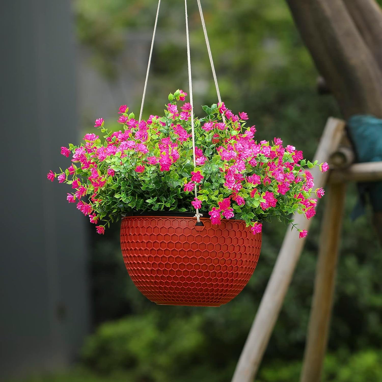 Bundles Artificial Flowers Fake Outdoor Plants Decoration,spring summer Plants UV Resistant Faux Outdoor Plastic Greenery Shrubs Artificial Flowers Hanging Patio Planter Home Garden Decor (Rose Red)