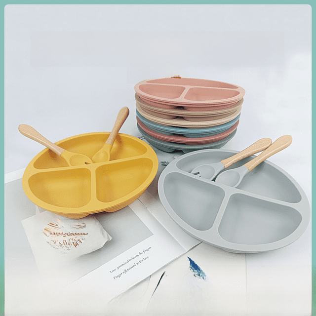 Plato de suplemento alimenticio de silicona para niños, vajilla de alimentación infantil, compartimento integrado resistente a caídas de tres rejillas, resistente a altas temperaturas, placa sin