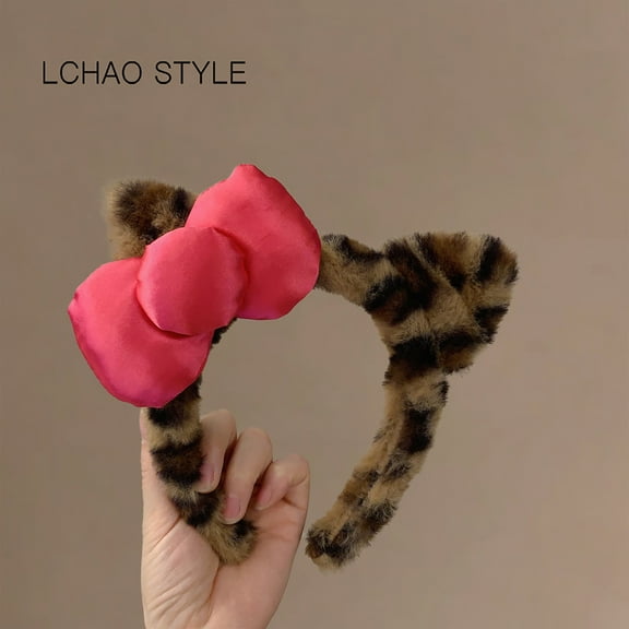 Leopard print plush face-washing headband for women, new autumn/winter style, cute bow hairband with anti-slip clip
