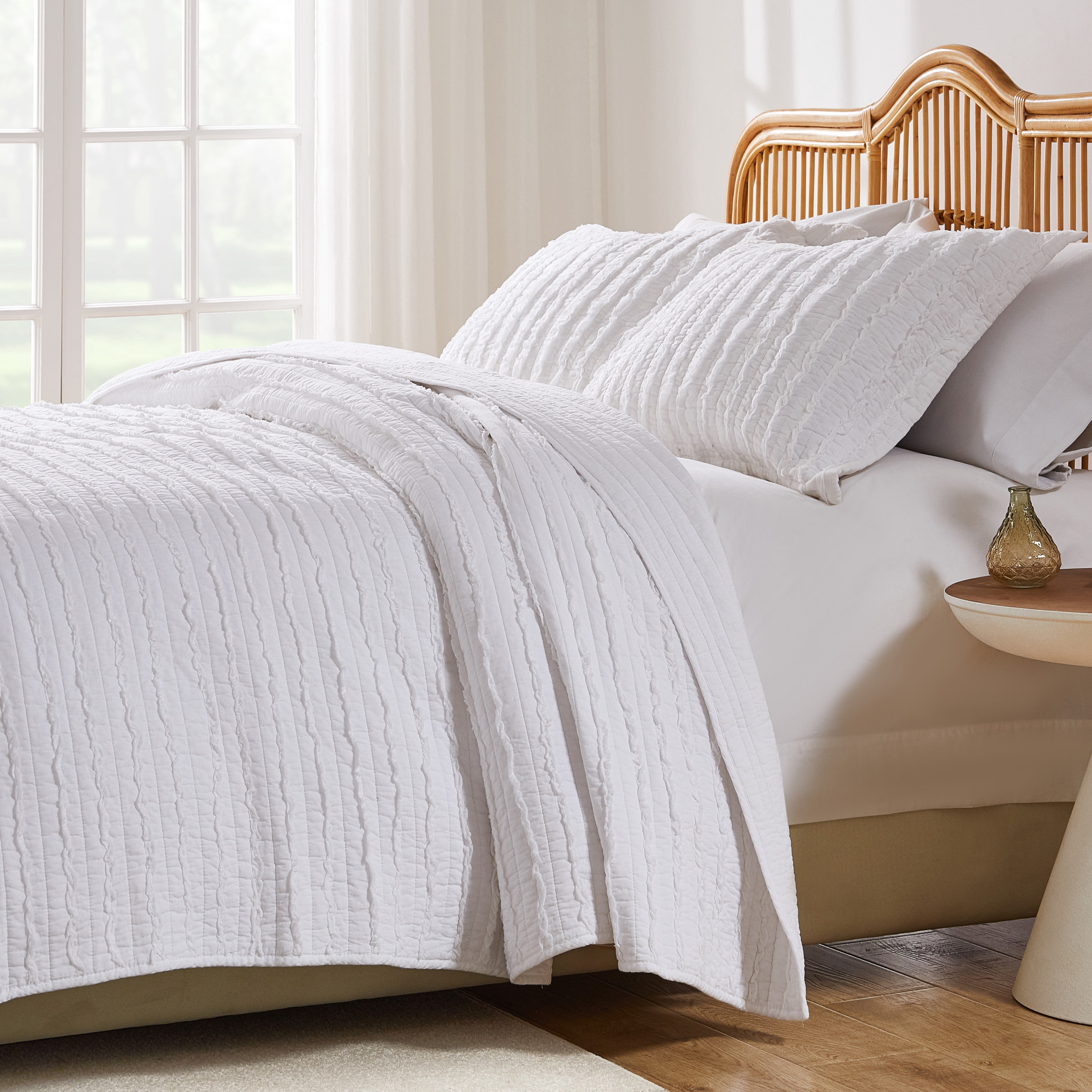 Greenland Home Ruffled 100% Cotton Quilt Set, White Basic Coordinate, 3-Piece King/Cal King