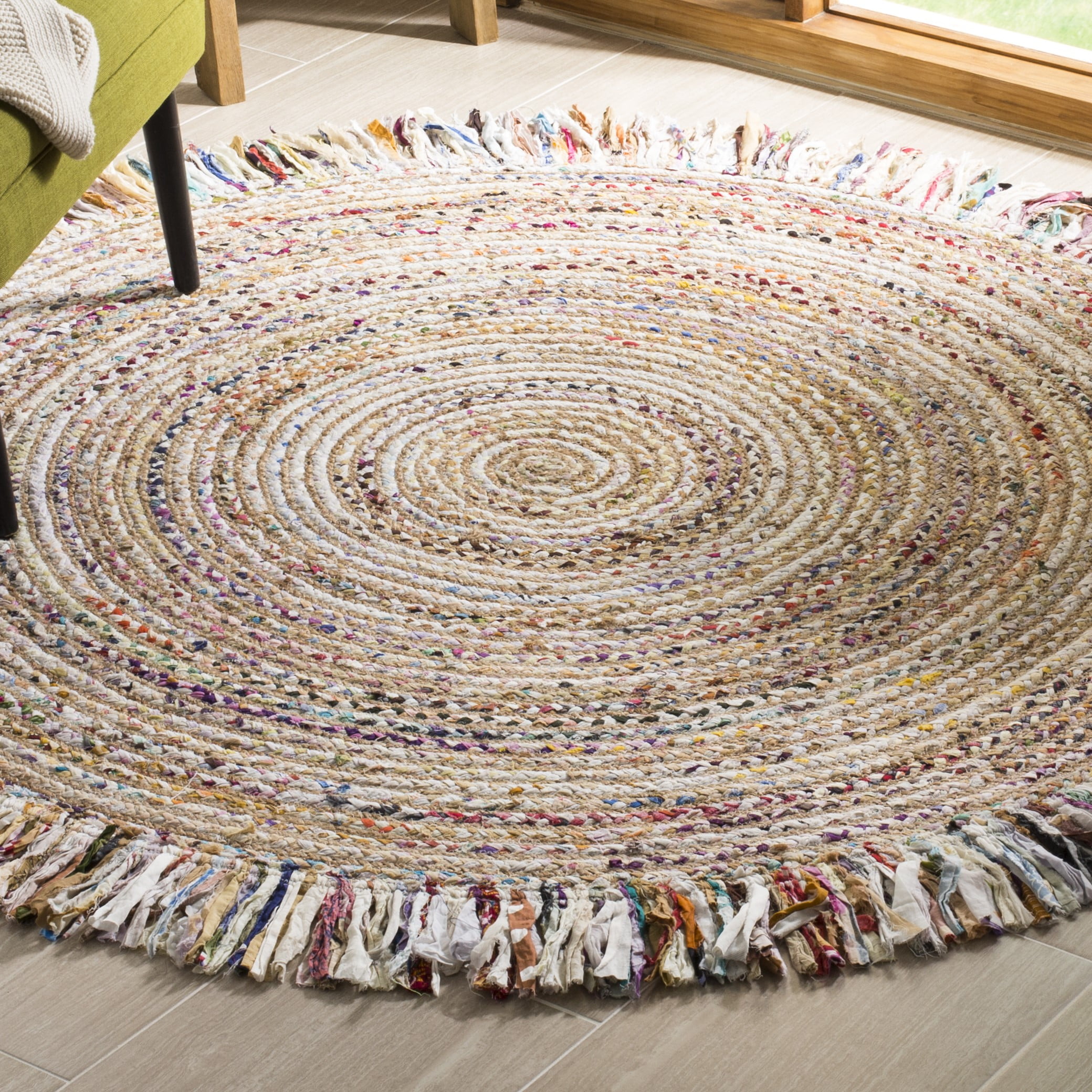 SAFAVIEH Cape Cod Victoria Braided Area Rug, 3' x 3' Round, Ivory/Light Beige