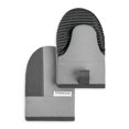 thumbnail image 1 of KitchenAid KitchenAid Ensemble de Mitaines de Four Mini Beacon, 5,5 Pouces X 8 Pouces, Gris Froid/argent Contour, 1 of 7