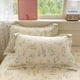 thumbnail image 1 of Funda de almohada floral de algodón | Funda de almohada suave y transpirable | Tamaño estándar para ropa de cama de dormitorio | Funda de almohada decorativa lavable a máquina, 1 of 7