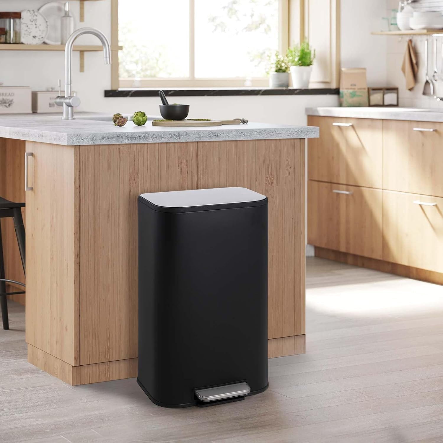 Soonbuy Slim Bathroom Trash Can, 5.3 Gal/20L Stainless Steel Waste Bins, Soft-Close Lid, Step-on Garbage Bin, Narrow Recycle Bins for Kitchen, Office, Bathroom, Black (with Removable Inner Bucket)