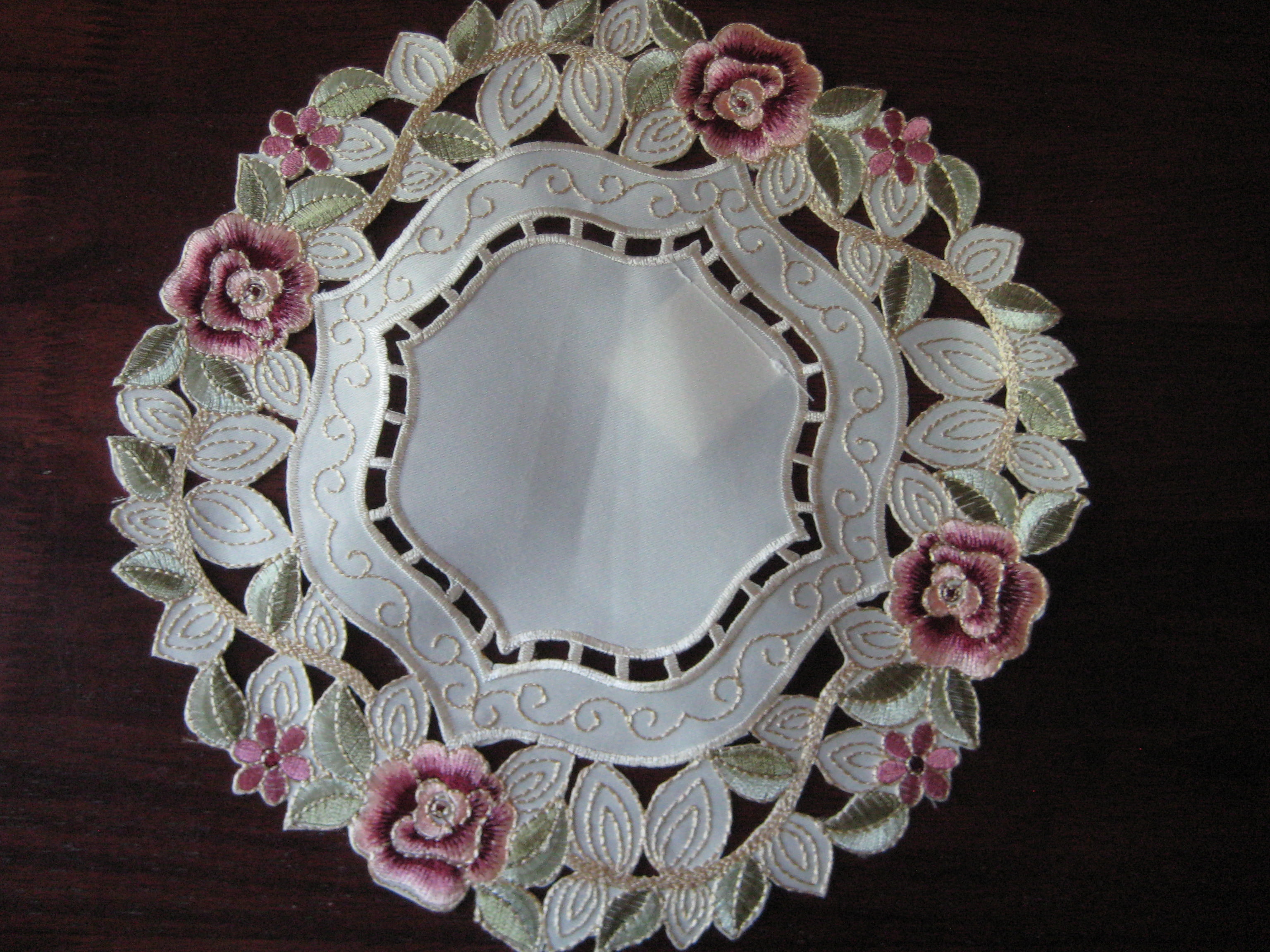 Beautiful Pink Rose Embroidery Cutwork Round Ivory Doily 30cm 