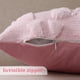 thumbnail image 2 of Fundas de almohada Mixweer Coquette de piel sintética rosa de 30 x 50 cm, juego de 2, 2 of 7