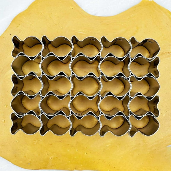 GXXGREAT 25 Piece Mini Goldfish Cookie Cutters Adorable Fish Shapes For Baking For Kids' Parties & Baking Projects Durable Material Easy To Clean & Store