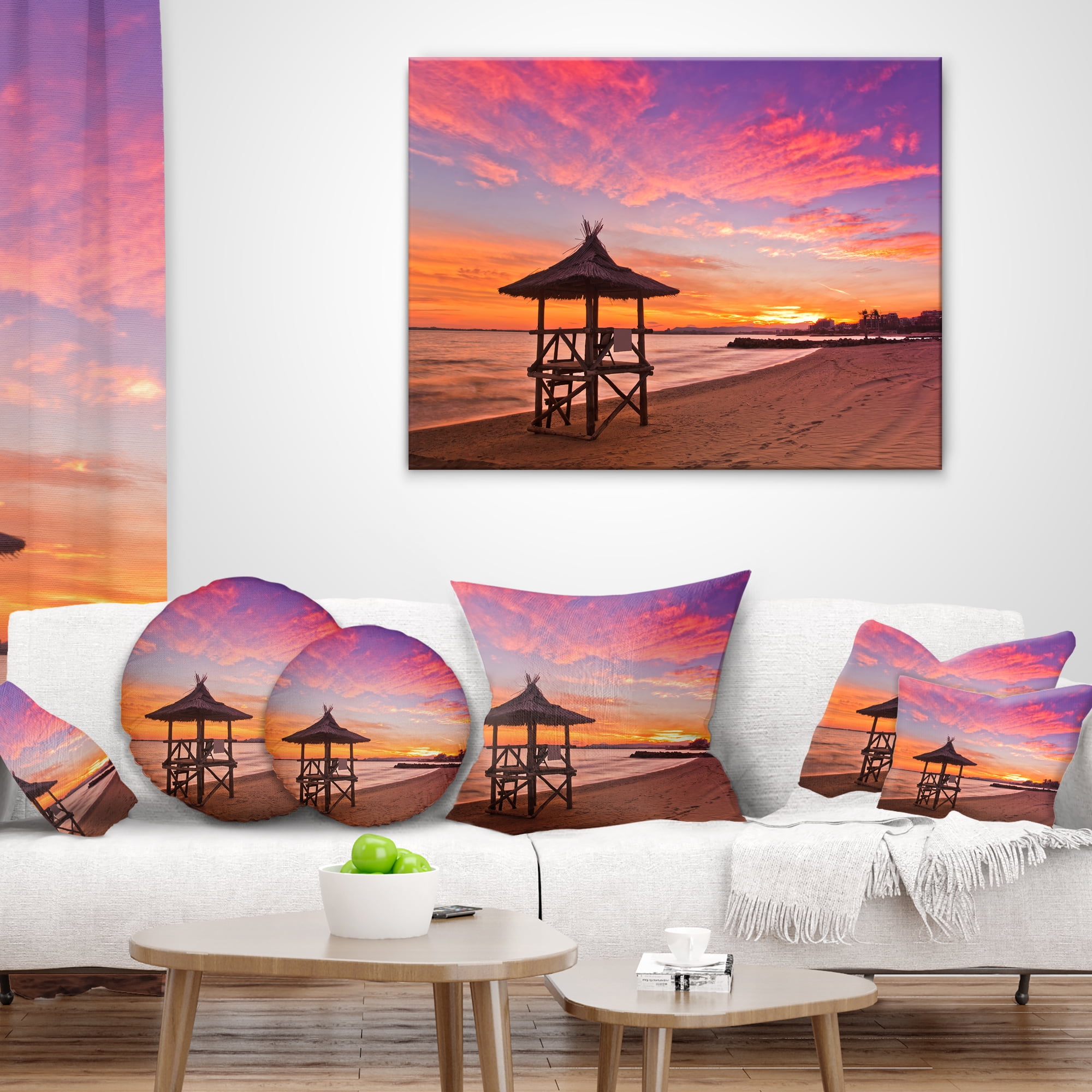 Designart Lifeguard Station in Beautiful Beach - Modern Seashore Throw Pillow - 16x16