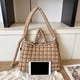 thumbnail image 5 of Bolso Mano Acolchado para Mujer Cruzado Viajes (caqui), 5 of 9
