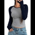 thumbnail image 3 of Camisas de Larga para Mujer, Corte Ajustado, Elásticas, con Bloques de Color y Ligeramente Recortadas. Gris L, 3 of 9