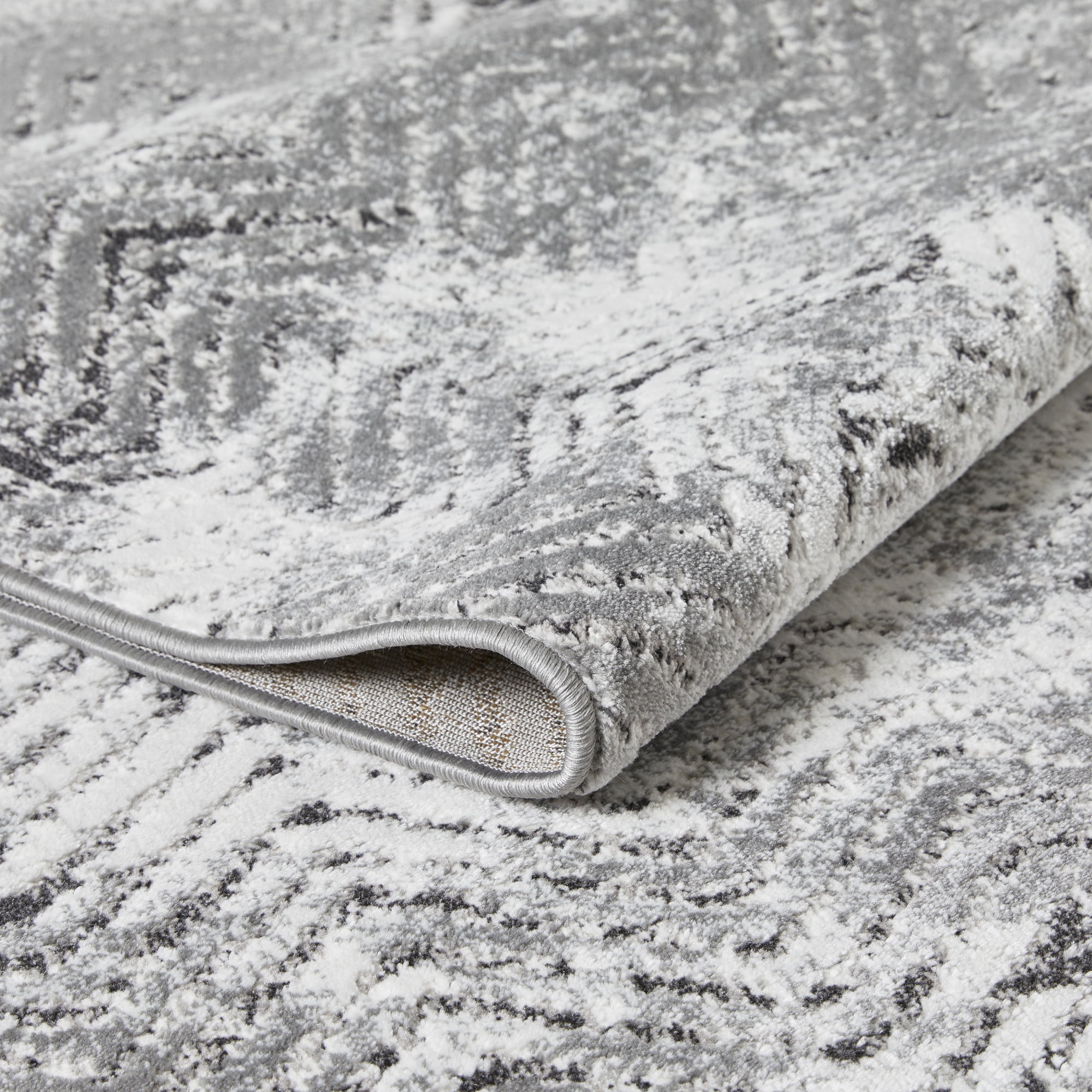 Loomaknoti Aysal Armelar 6' x 9' Grey Chevron Indoor  polypropylene Area Rug