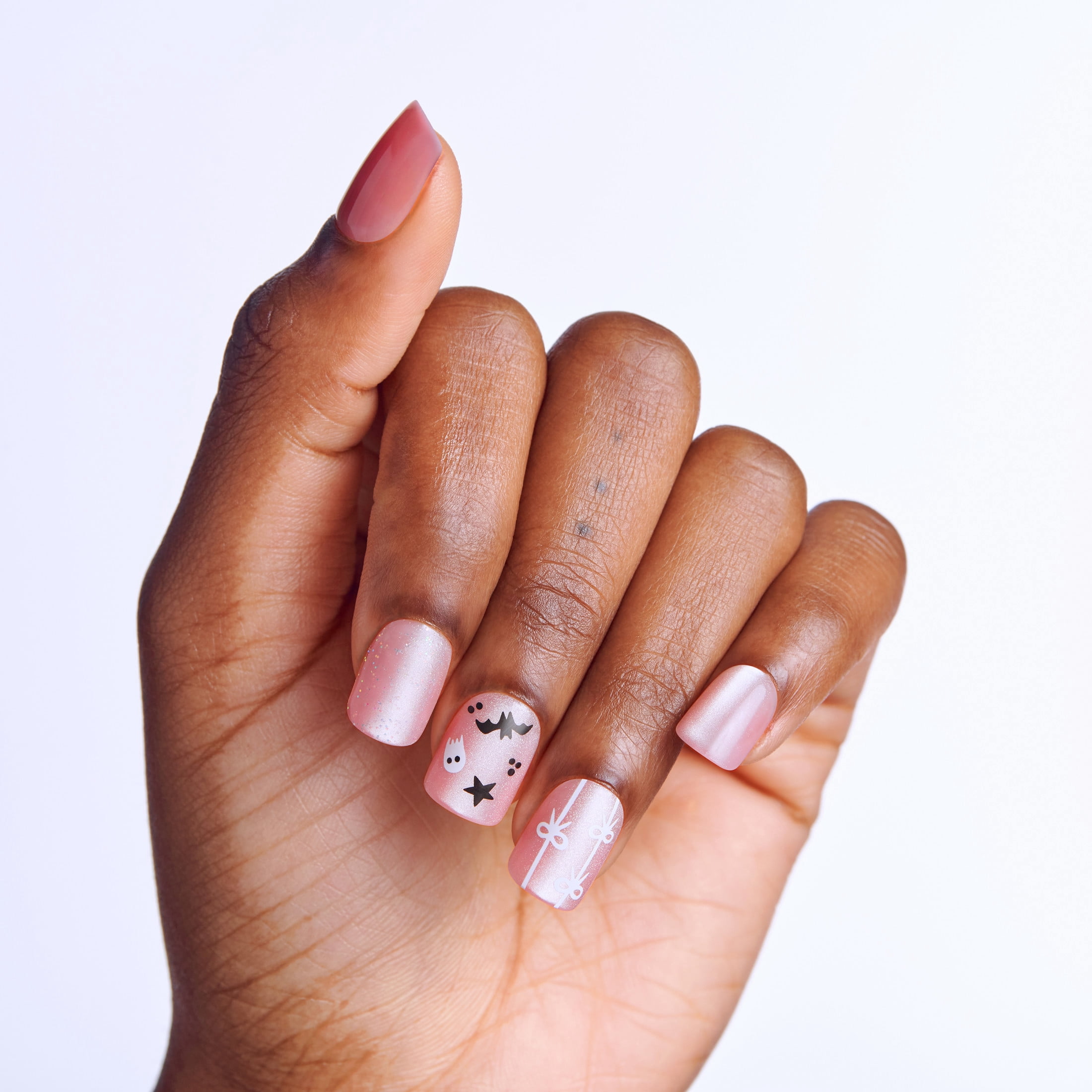 Kiss Impress Press On Nails Short, Halloween, ‘Broom & Bloom’, Pink, Squoval, 30 Count