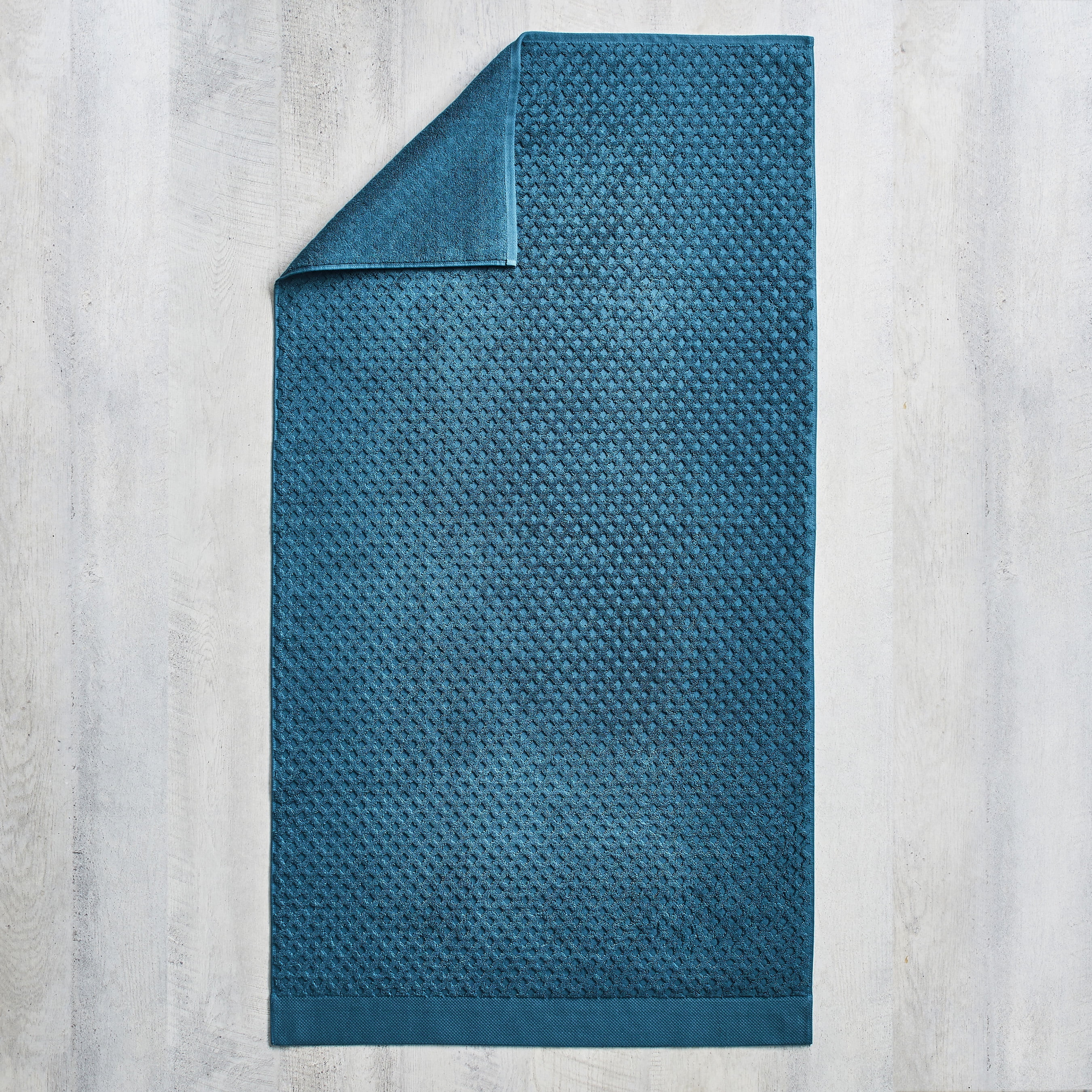 Better Homes & Gardens Signature Soft Texture Bath Towel, Teal