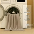 thumbnail image 5 of Cobija King Size Bluelander de Franela 100% Poliéster Ultrasuave, Beige, 5 of 5