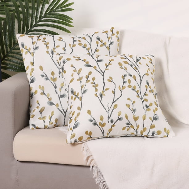 Funda de cojín decorativa de jacquard bordado clásico de 2 piezas REGALWOVEN en color teal para interiores y exteriores, con patrón de flores amarillas, 20" x 20"