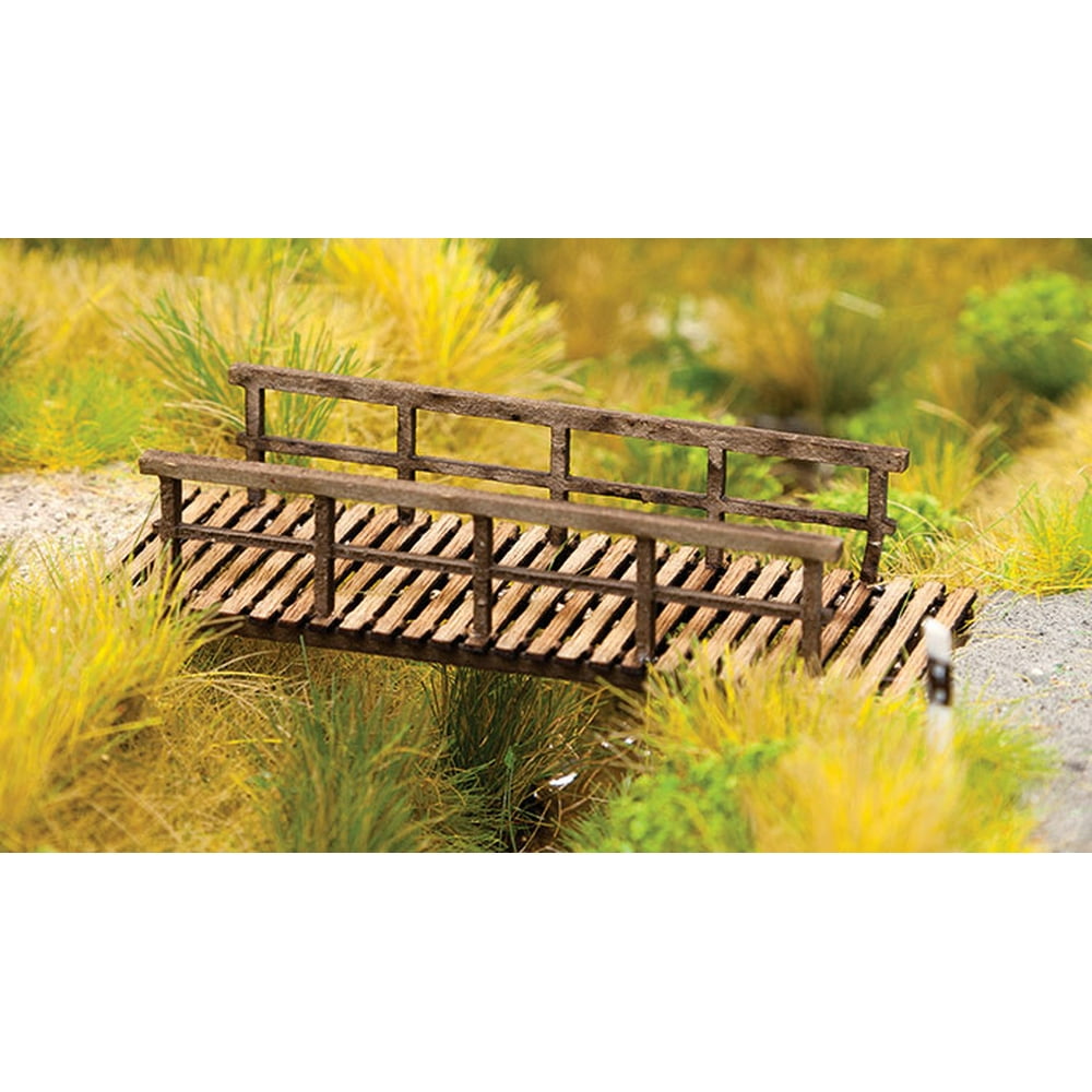Walthers SceneMaster HO Scale Wooden/Wood Foot Bridge for Parks (Kit