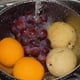 thumbnail image 5 of Colador de acero inoxidable: colador de alimentos de cocina con mango resistente y base de anillo grande y estable, 5 of 5