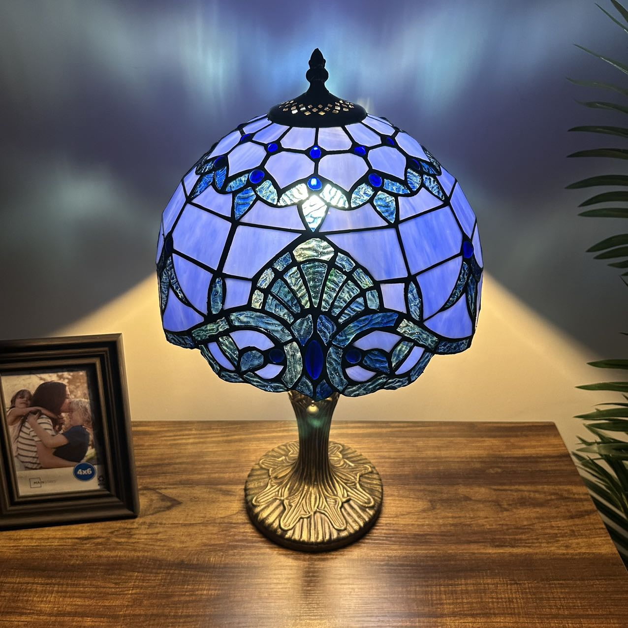 Tiffany Table Lamp Blue Stained Glass Baroque Style LED Bulb Included for Living Room Bedroom Bedside 12'W*12"D*19"H