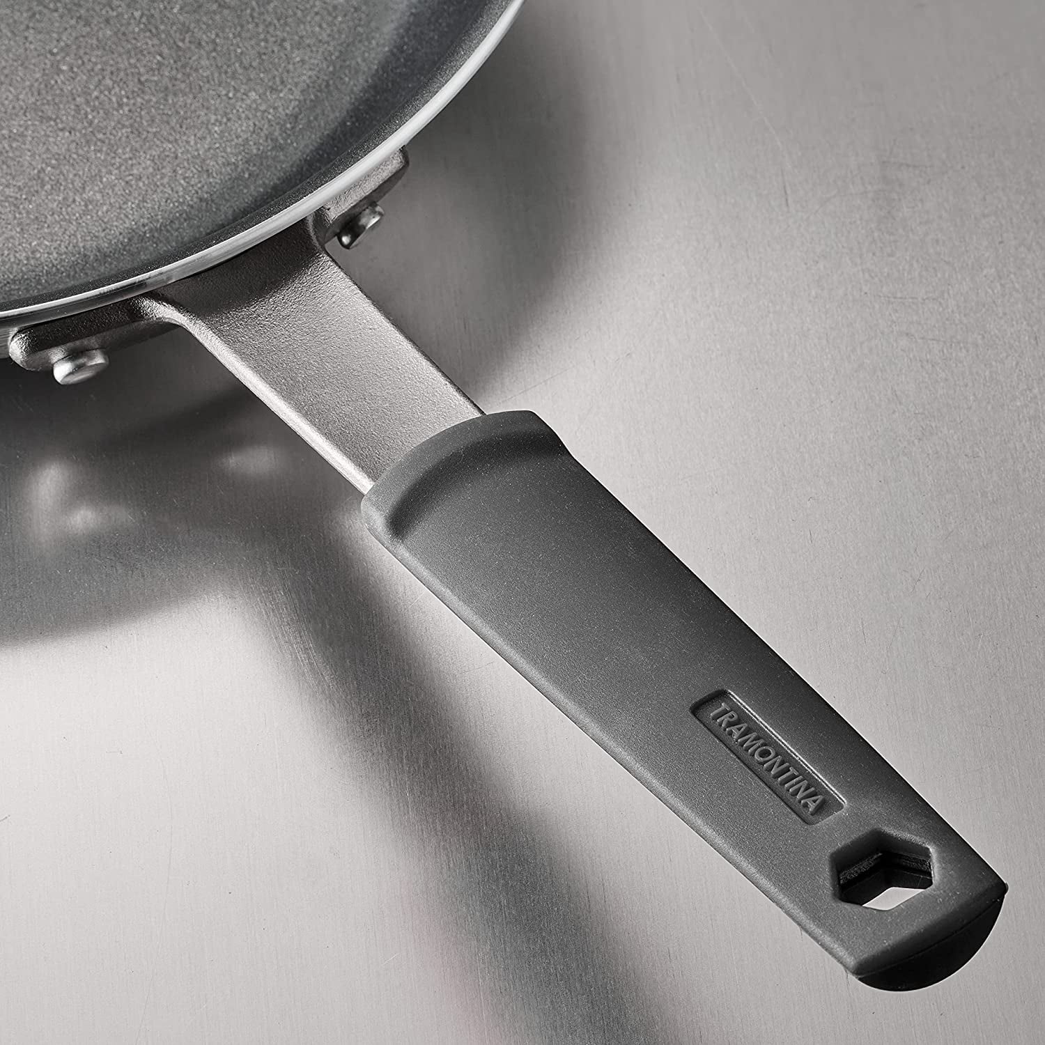 Professional  12-Inch Non Stick Large Frying Pan Heavy-Gauge Aluminum Skillet with Reinforced Coating