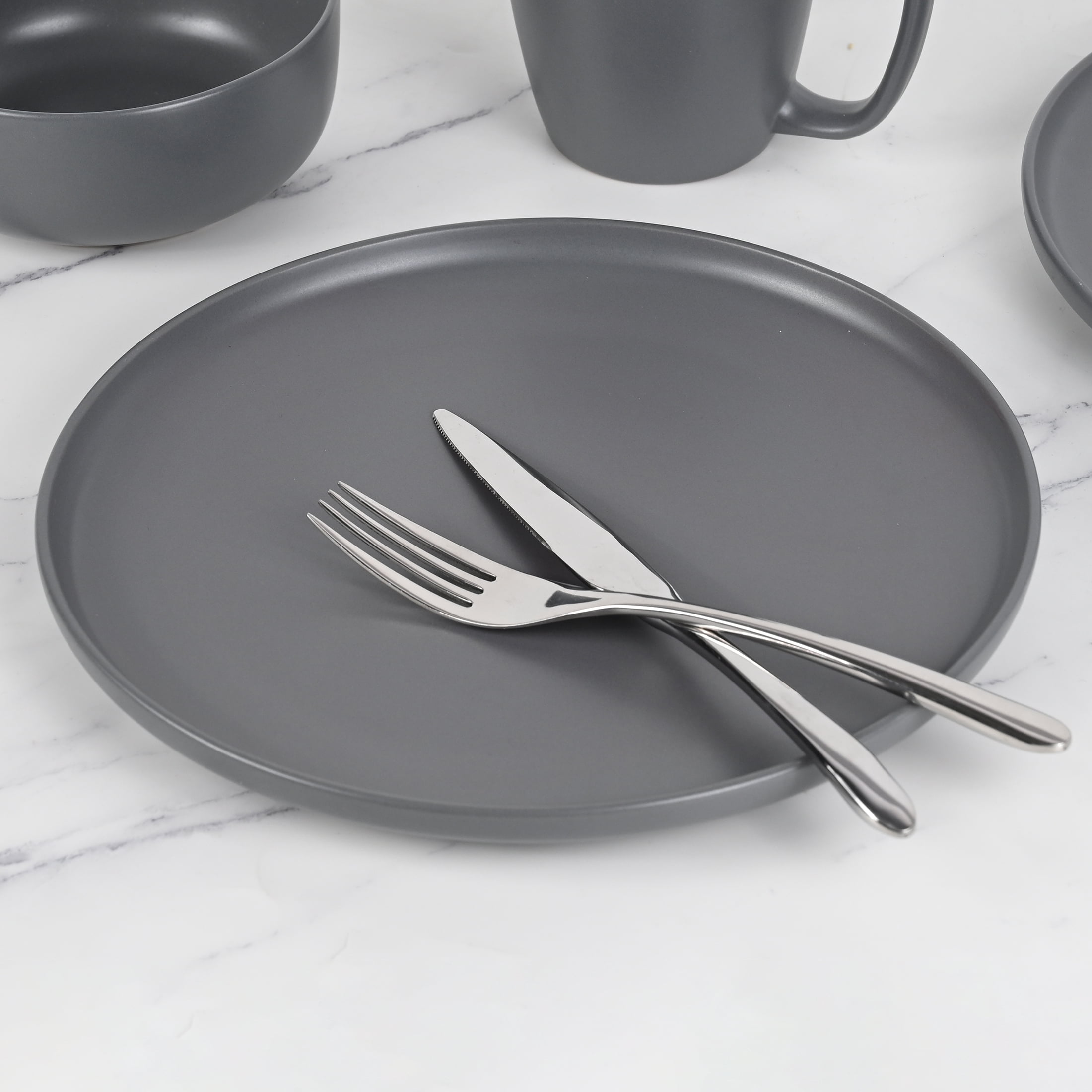 Mainstays Alessandra Gray Stoneware Dinner Plate - Walmart.com