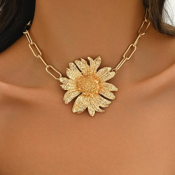 NICKSUN Chunky Gold Flower Pendant Necklace for Women, Vintage Floral Short Pendant Dainty Flower Choker Chain Blossom Exaggerated Statement Necklaces for Wedding Prom Party Fashionable Jewelry Gift