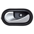 thumbnail image 1 of Manija Puerta Interior Generica Duster 2013 A 2015 Renault Delantera O Trasera Izq Negra/Cromo, 1 of 4