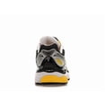 thumbnail image 4 of Saucony Men's ProGrid Omni 9 Lemon Silver Shoes, from StockX, 4 of 5