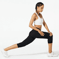 thumbnail image 5 of Women's Cargo Capri Sweatpants Hiking Joggers Cropped Pants Lightweight Quick Dry Athletic Workout Leggings Casual Outdoor Shorts Black, 5 of 6