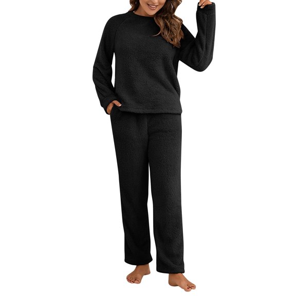 CILENON Airplane Outfits for Women 2024 Autumn Fall Women's Two Piece Trousers of Long Sleeve Winter Plush Sweater Knitting Set Pants Sweatpants Set for Women Travel Outfits (Black,M)