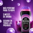 thumbnail image 3 of Perlas de Perfume Downy Lush Aroma Dulce y Floral, 345g con 6X Más Fragancia*, 3 of 6