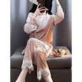 thumbnail image 3 of Pour Femmes Automne et Hiver Ensemble de Robe de Maison Dentelle Avancée Pyjamas Luxe Léger Velours Doré, 3 of 6