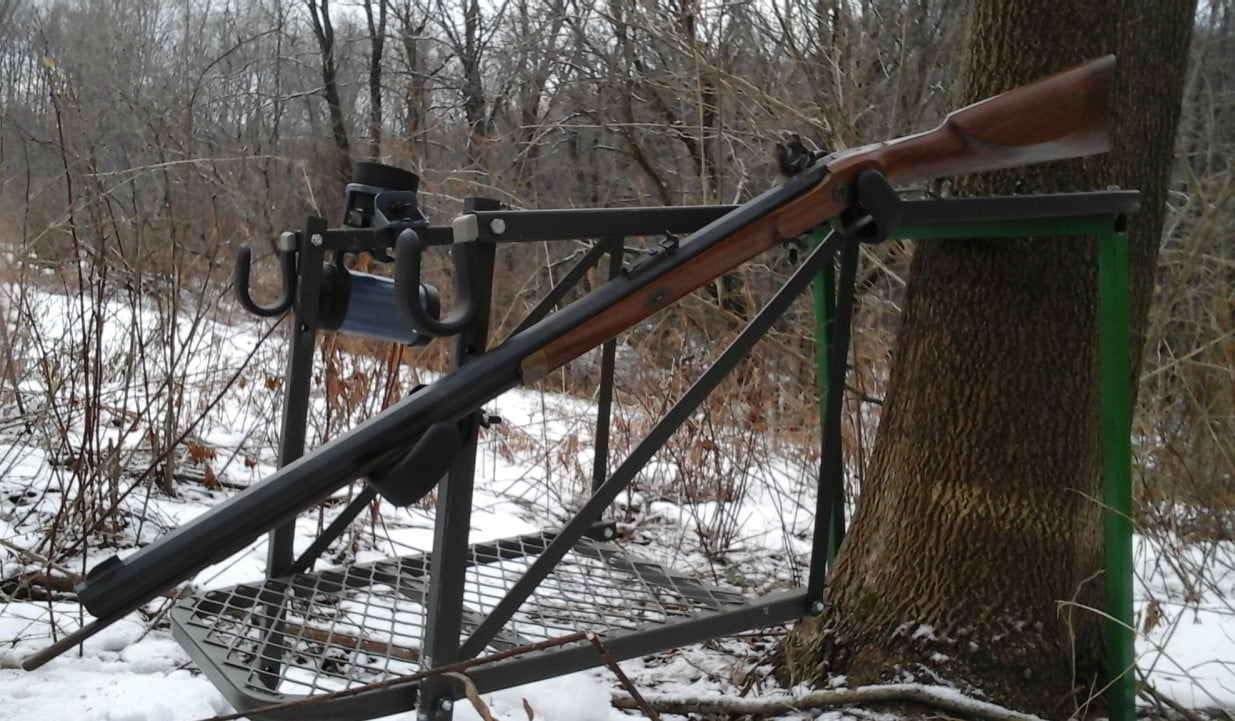 High Point Products Gun Holder for Tree Stand, Hunting, Fits All Shot Guns, Muzzle Loaders, Fits Square ¾ and 1 inch Tree Stands, Clamps On for Easy Assembly