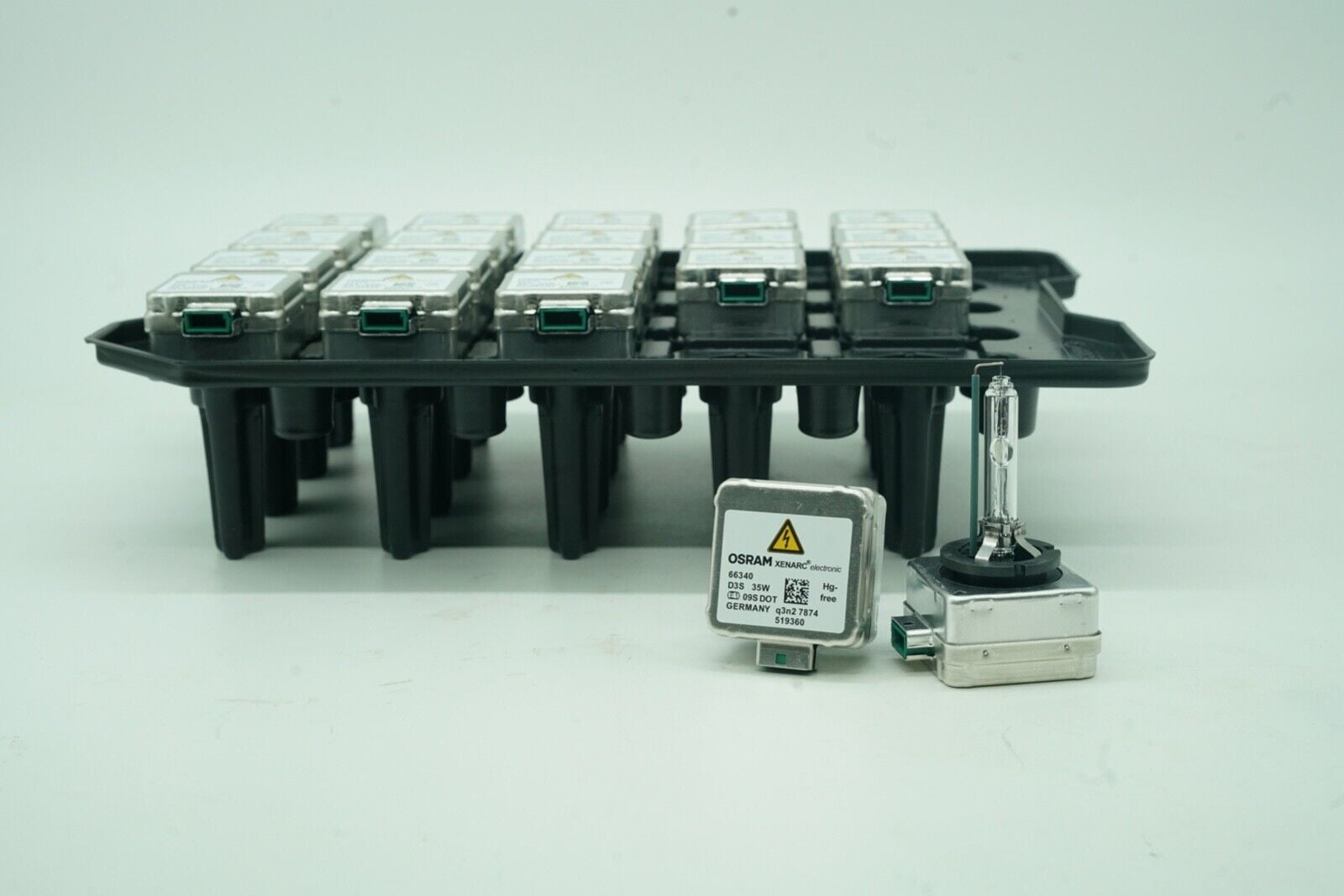 D3S: Osram Xenarc 4300K Standard HID OEM Bulb 66340 (Pack of 2)