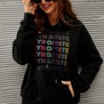 thumbnail image 2 of Sudaderas con capucha para mujer, estampado colorido en inglés, cordón, manga larga, bolsillo canguro, suéter clásico con capucha, Top negro M, 2 of 10