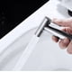 thumbnail image 4 of Ducha de mano para inodoro, cabezal de ducha de bidé, ducha de mano para inodoro para higiene personal y cuña, limpieza de pañales para bebés, 4 of 5