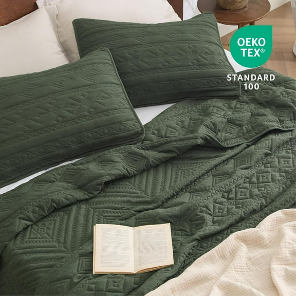 Boho Quilt Queen Size - Lightweight Bedspread with Geometric Pattern, Olive Green Farmhouse Soft Bedding Set for All Seasons