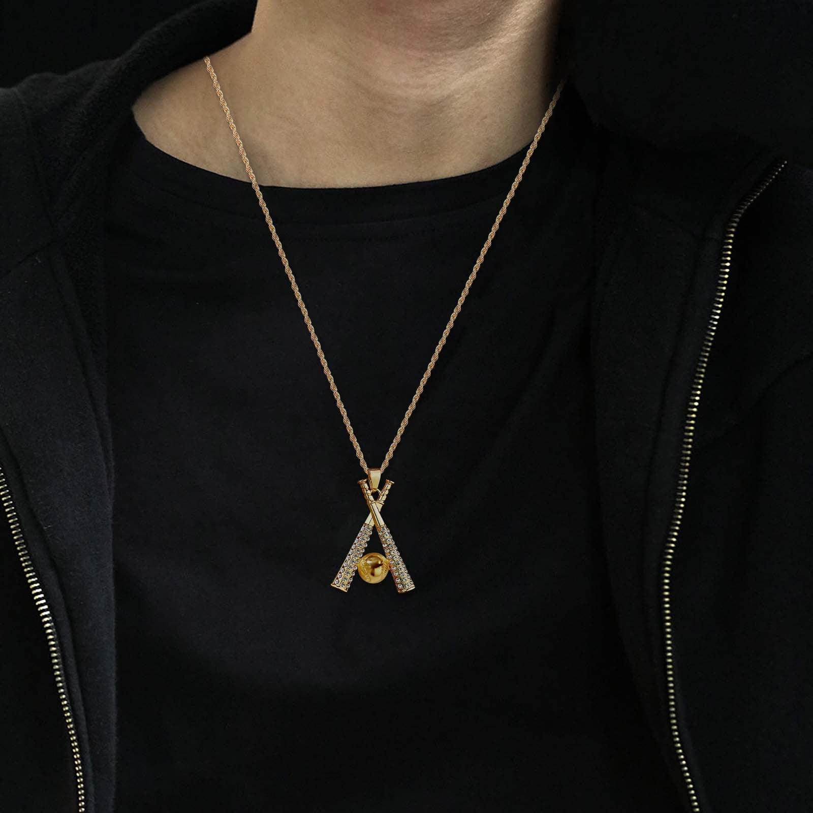 Minimal And Elegant Obtuse Triangle Necklace -Gold Electroplated