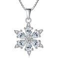 thumbnail image 1 of Collar de copo de nieve. Collar con colgante de copo de nieve de circonita cúbica brillante para mujer, 1 of 5