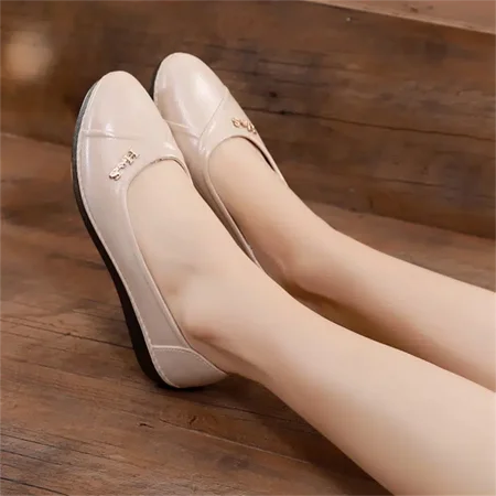 

Women‘s Solid Color Waterproof Flat Shoes Outdoor Fashion PVC Non-Slip Flat Shoes Women‘s Footwear