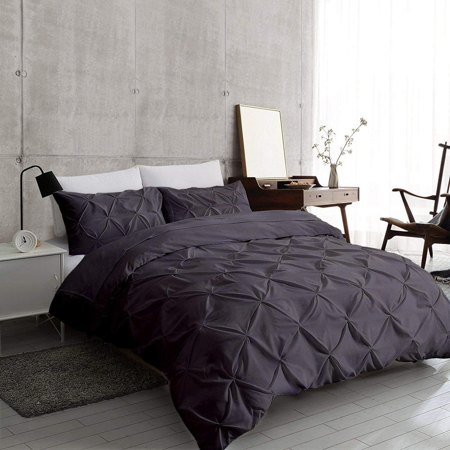 5 Piece Pinch Pleated Pintuck Duvet Cover Set With Zipper Closure , 100% Egyptian Cotton, 400 Thread Count, Extra Smooth and Luxirous, Black Solid, Oversize.