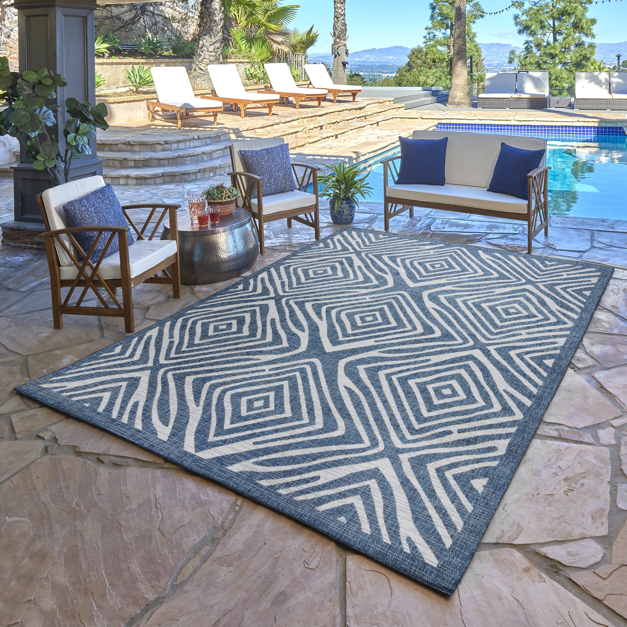 Savara Kaya Indoor/ Outdoor Polypropylene Navy Flat Weave Area Rug, 5x8