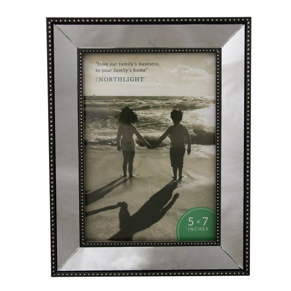 Northlight 5" x 7" Silver Studded Glass Mirror Encased Photo Picture Frame