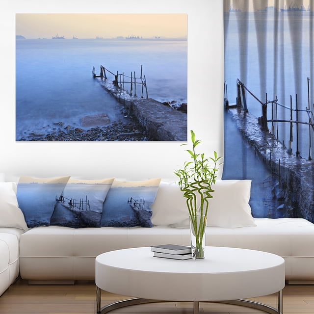 Abandoned Pier into Blue Sea - Impression sur Toile Pont de Mer