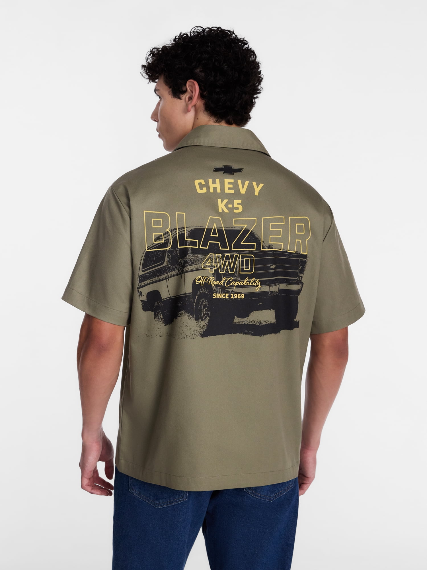 Chevy Blazer Men's and Big Men's Button Up Graphic Shirt with Short Sleeves, Sizes XS-3XL