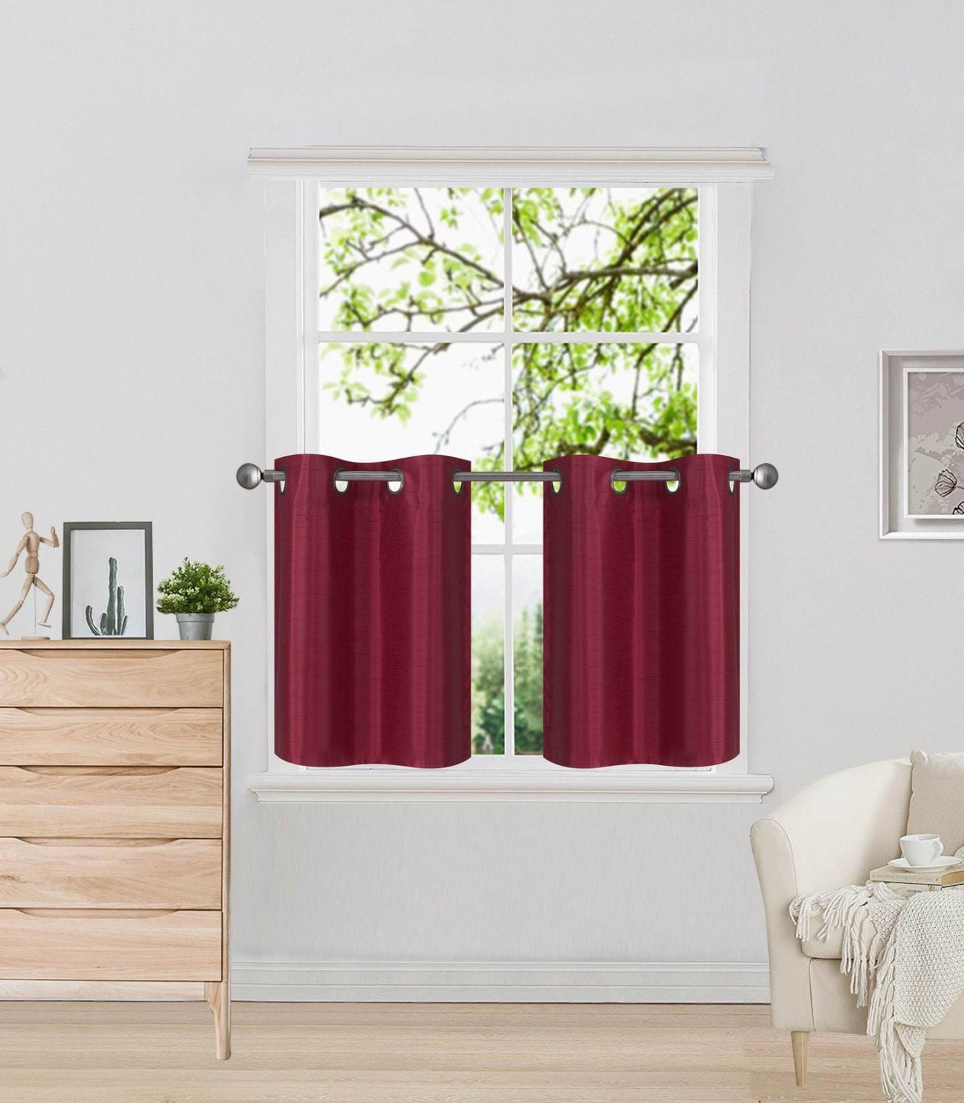 Small Windows Big Impact: Choosing Curtains For Petite Panes
