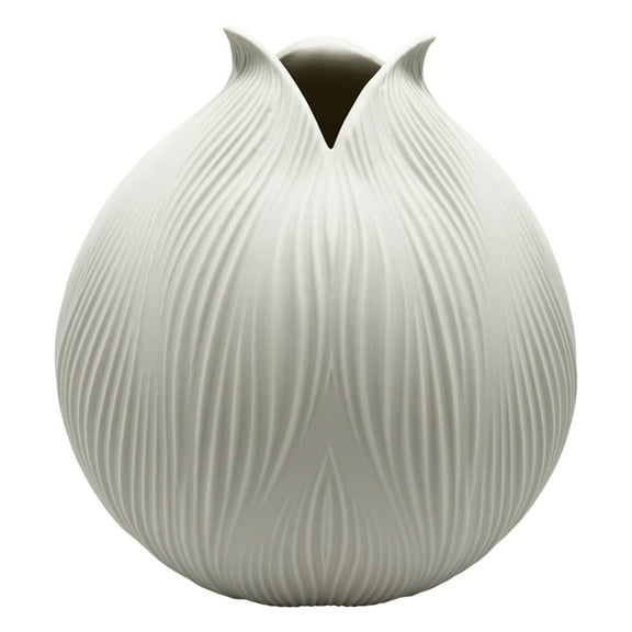 Onycha Handmade Ceramic Table Vase / Color:White