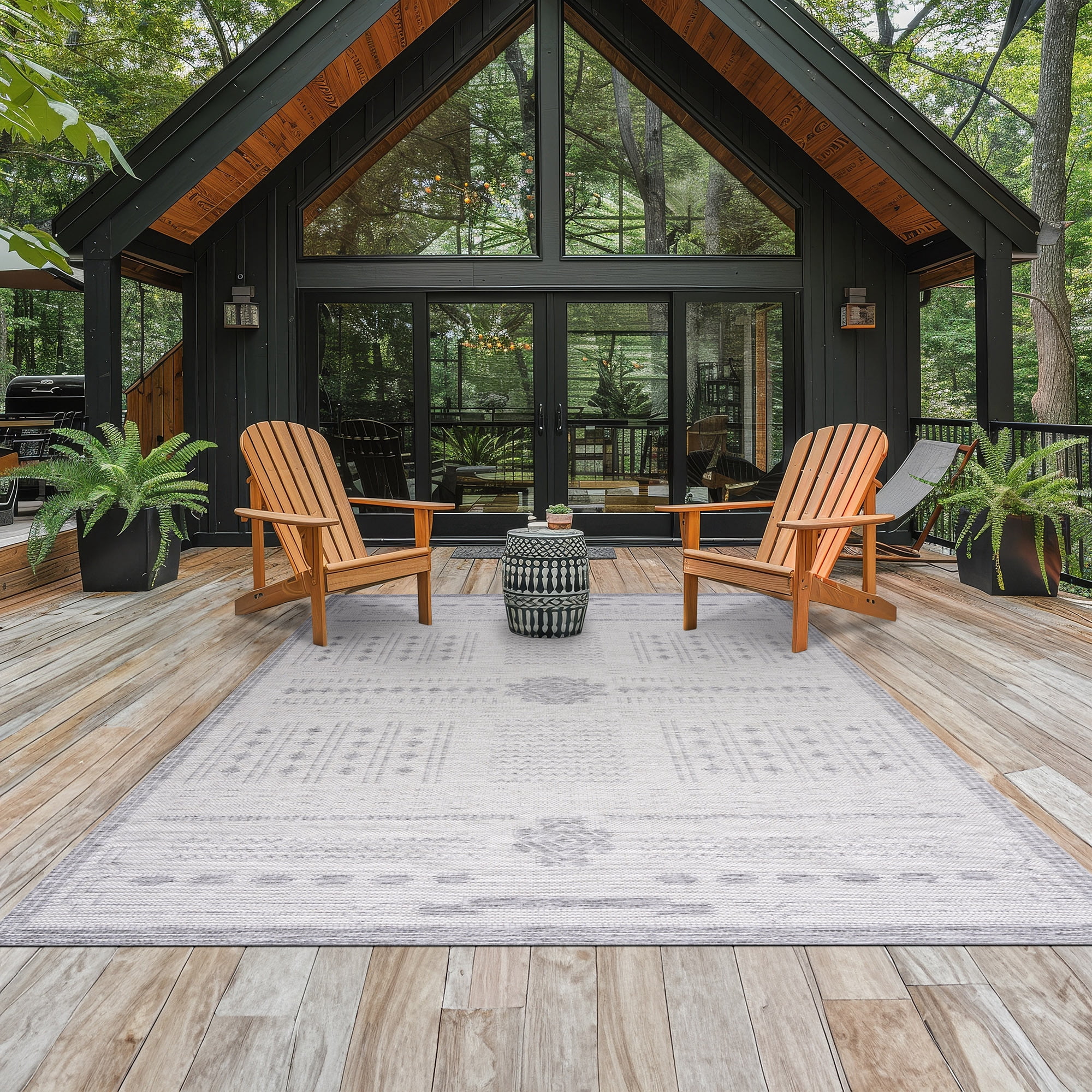 Bliss Rugs Bailey Transitional 2' x 3' Gray and White Indoor Outdoor Area Rug