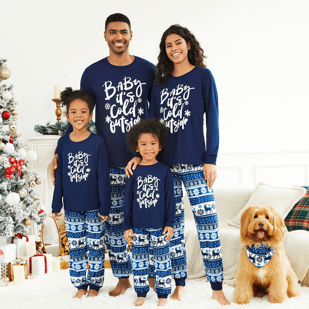 PatPat Sets de pijamas de Navidad de camisetas con letras y pantalones de reno para familias en mosaico (Resistentes a las llamas)