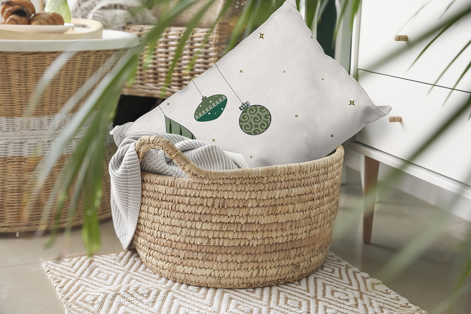 20" x 14" Simply Daisy Light Bright Polyester Indoor/Outdoor Pillow, Green (1 Count)